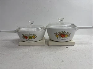 2 cacerolas de colección Corning Ware Spice of Life P81B y P82B con tapas Pyrex P81C - Imagen 1 de 13