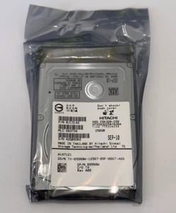 Hitachi 250GB HTS543225A7A384 0J13142 DELL 095N9W 5400RPM SATA 2.5" Laptop HDD - Picture 1 of 2