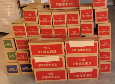 CENTAVO LINCOLN CAJA SELLADA 50 ROLLOS 2500 MONEDAS USADAS/NUEVO INCLUYE 20 CENTAVOS BU 2025 Foto 1 de 3