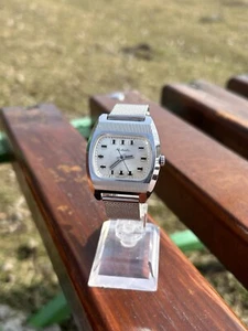 Vintage RAKETA Watch Soviet Retro Mechanical Wristwatch Made In USSR 1980s - Picture 1 of 23