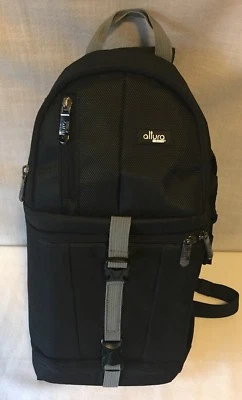 Altura Photo Camera Sling Backpack Padded Case DSLR & Mirrorless Cameras EUC - Image 1 of 4