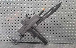 Bladed Domino Mac 10 Costume Prop - Picture 1 of 6