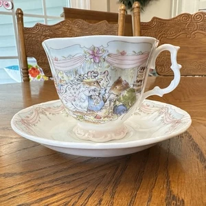 Royal Doulton The Wedding Cup and Saucer Brambly Hedge Jill Barklem 1987 - Imagen 1 de 17