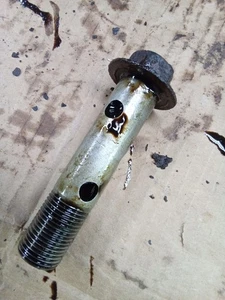 90-96 Ford F350 7.5 Oil Filter Mount Bolt Bbf 460 429 E350 F250 - Picture 1 of 7