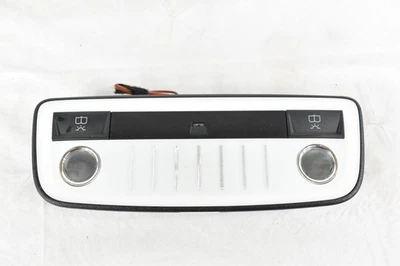 Luz domo superior trasera Mercedes W212 E350 E550 CLS550 2010-2018 2128205001 OEM Foto 1 de 4