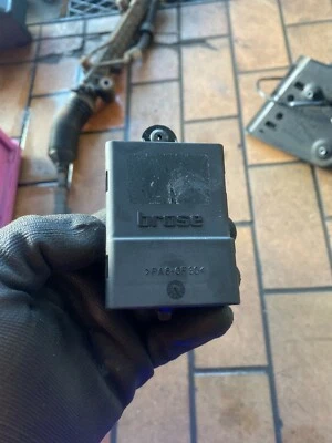 Modulo centralina porta originale Mercedes-Benz Vaneo W414 Brose  - Immagine 1 di 3