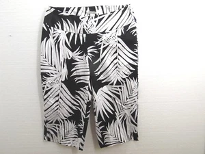 NEW JUNIOR YOUTH CAPRIS SIZES 0 ,2 ,4 ,6 ,8 ,12 ,14 BLACK AND WHITE - Picture 1 of 4