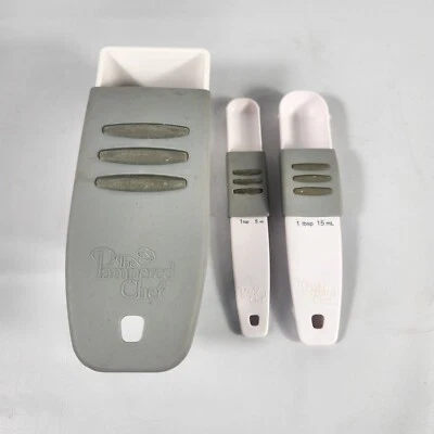 3 Vintage The Pampered Chef Adjustable Measuring Devices Cups & Teaspoons - Image 1 of 4
