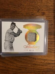 Roger Maris Numbered 05/10 2017 Flawless Game Used Material (017)