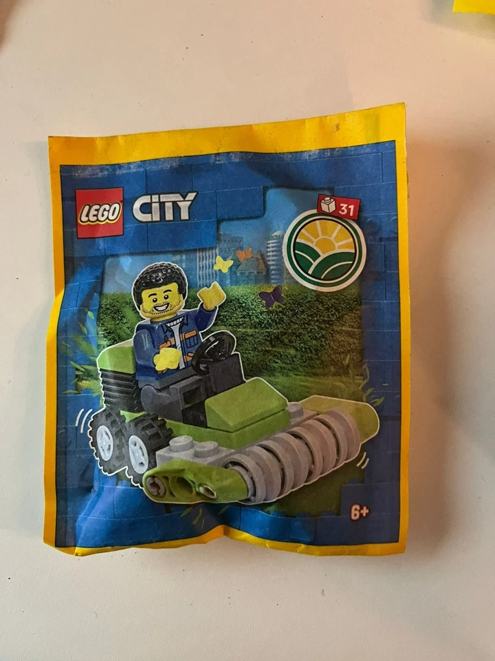 LEGO City Sets - Paper Bag/ Foil Bag Sets - New/ Sealed - Various - Image 1 of 1