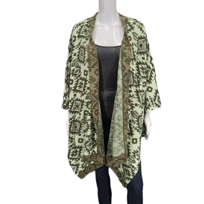 Cárdigan poncho Denim Co para mujer jacquard frente abierto talla grande estampado verde Foto 1 de 4