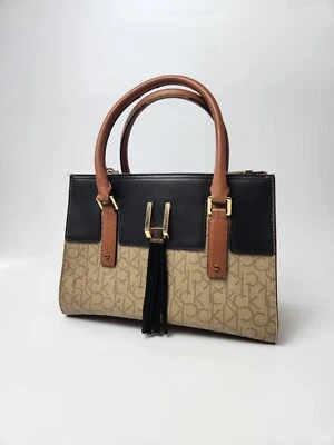 Cartera de mano Calvin Klein de cuero marrón con logotipo con cremallera para mujer cartera femenina dorada Foto 1 de 4