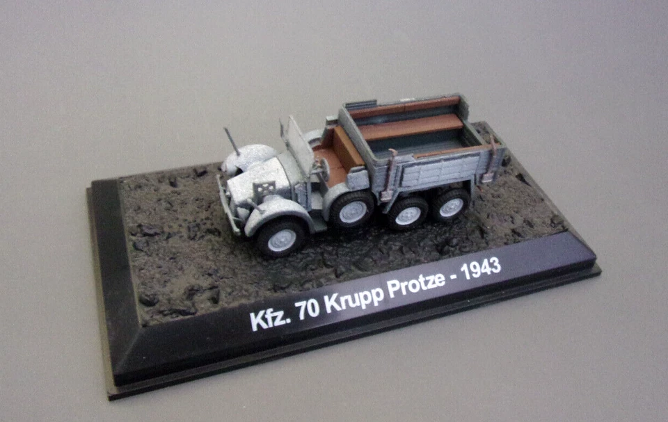 Kfz. 70 Krupp Protze  1:72  Diecast Amercom - Image 1 of 2