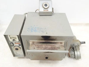 Bego Eltherm Vorwärmofen mit externem Steuergerät Regulus Gießen Guß Muffeln - Bild 1 von 8