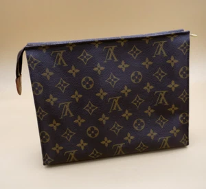 Louis Vuitton LV Toiletry 26 Pouch Clutch Bag Monogram Canvas Brown - Picture 1 of 10