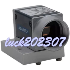 1PC used Advantech QCAM-GM1300-60DE Industrial camera #YY - Picture 1 of 4