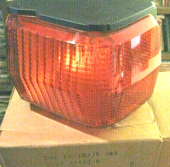 NOS 1974-1976 Mercury Montego right outer taillamp, last one. Foto 1 de 1