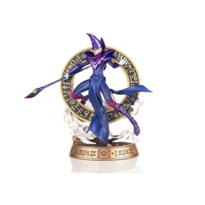 Yu-Gi-Oh! PVC Statue Dark Magician Purple Version 29 cm NEU / OVP - Bild 1 von 24