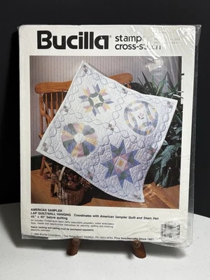 Edredón/colgante de pared Bacili estampado punto de cruz American Sampler 1994 Foto 1 de 4