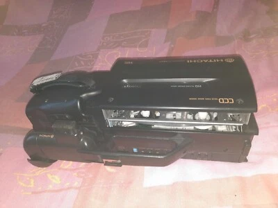 Camescope Vintage Hitachi VM-4400 VHS Pour Pièces Ne Fonctionne Plus.  - Photo 1/4