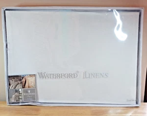 Set of 4 Waterford Placemats White Silver Embroidery Traditional Elegant Sheen - Picture 1 of 8