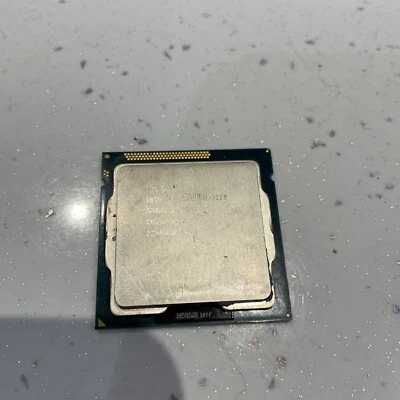 Intel Core i3 3220 3.3GHz Dual Core Processor CPU SR0RG 1155 Ivy Bridge - Image 1 of 2