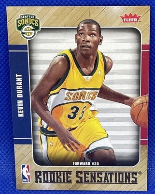 Fleer 2007-08 - Rookie Sensations Kevin Durant #RS-2 (RC) novato Foto 1 de 2