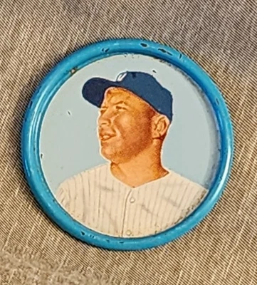 1963 Salada Tea/Junket Desserts All Star Coin N.Y Yankees Mickey Mantle #56 - Image 1 of 2