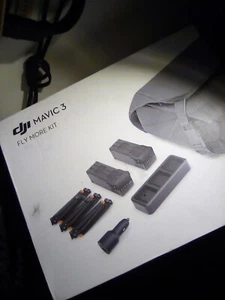 dji mavic 3 fly more combo kit - Picture 1 of 2