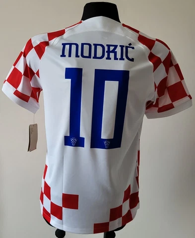 Croatia 2022 - 2023 Home football Nike shirt #10 Modrić size Medium Cover