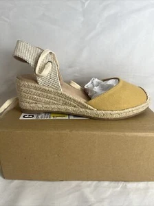 Journee Collection Women’s WD-Monte Tan Size 9.5 NWB - Picture 1 of 7