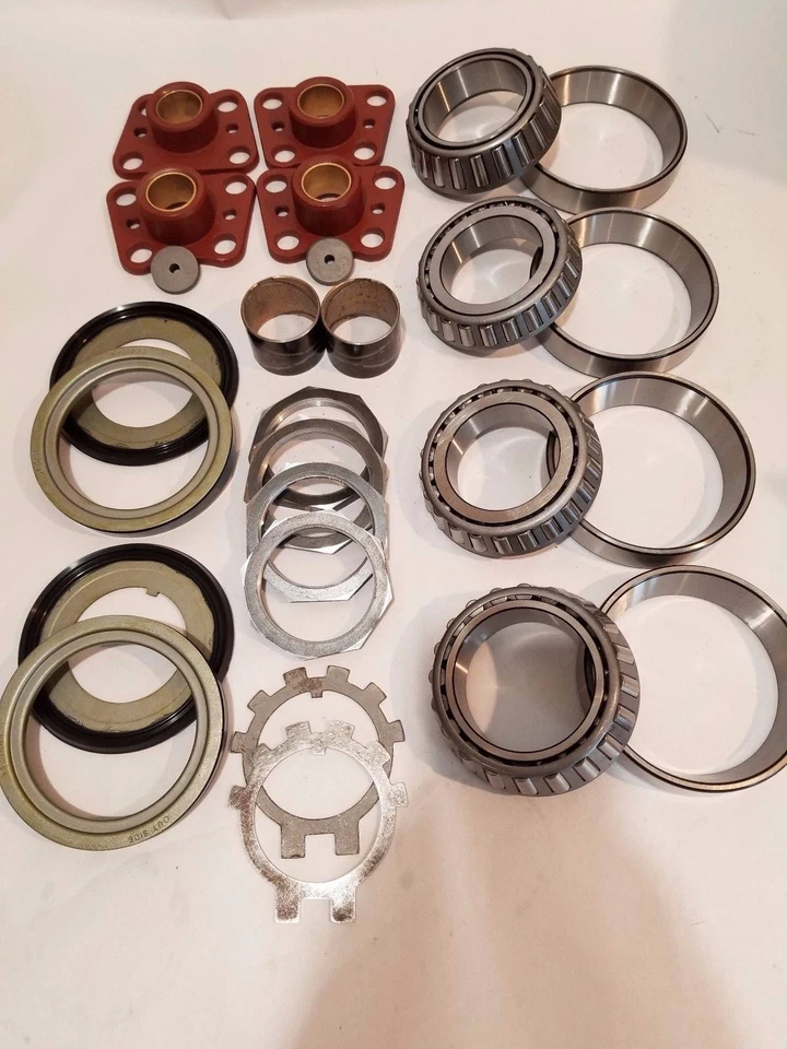 KIT DE REVISIÓN DE BUJE/NUDILLO EJE DE DIRECCIÓN MILITAR ROCKWELL M35A2 2,5 TONELADAS Foto 1 de 1