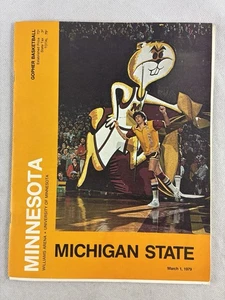 Minnesota vs Michigan St., Magic Johnson, Kevin McHale Jr Año, 1/03/1979 - Imagen 1 de 7
