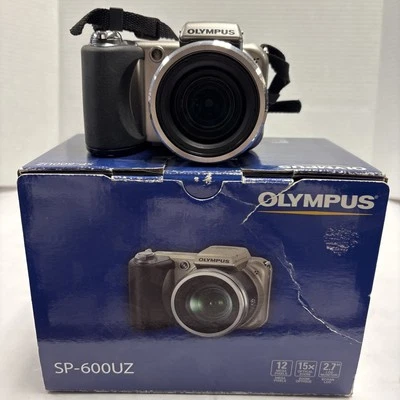 OLYMPUS SP-600UZ, 12MP, 15x Optical Zoom, WIDE, HD-Movie, HDMI case strap  - Image 1 of 4
