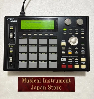 Akai MPC1000 Sequencer Campionatore Professionale Nero con Cavo di Alimentazione - Immagine 1 di 4