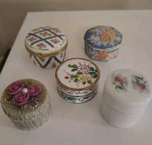 Pretty Lot Of 5 Trinket Boxes Flowers Roses Porcelain Resin San Francisco - Picture 1 of 9