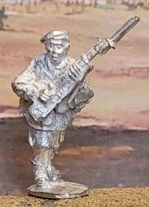 28mm WW2 British Airborne HQ Command Paratrooper Pegasus Arnhem Polish (YF) - Picture 1 of 3