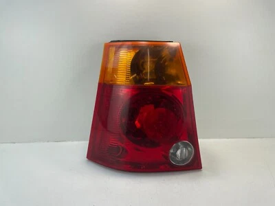 Luz trasera izquierda Chrysler Pacifica 2004-2008 OEM, 05103331AB Foto 1 de 4