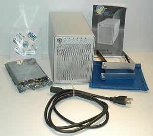 Working OWC Mercury Elite-AL Pro Qx2 4-Bay 8TB RAID HDD + new spare drive & etc. - Photo 1/10