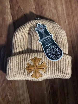 Gorro Chrome Hearts - Icono de Streetwear, estilo acogedor y audaz Foto 1 de 2