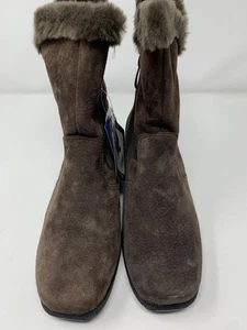 Khombu Boots Women's US 7M Dark Brown Fleece Lined Weatherproof Comfort Slip-On - Picture 1 of 16