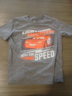 Camiseta Lightning Mcqueen para niños talla 6 Foto 1 de 3