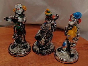 3x Argento Laminato Clowns with String Instruments & Symbols made In Italy - Picture 1 of 24