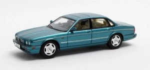 Jaguar XJR X300 turquoise - Edition limitée à 100 pièces 1994 1/43 Matrix - Foto 1 di 1