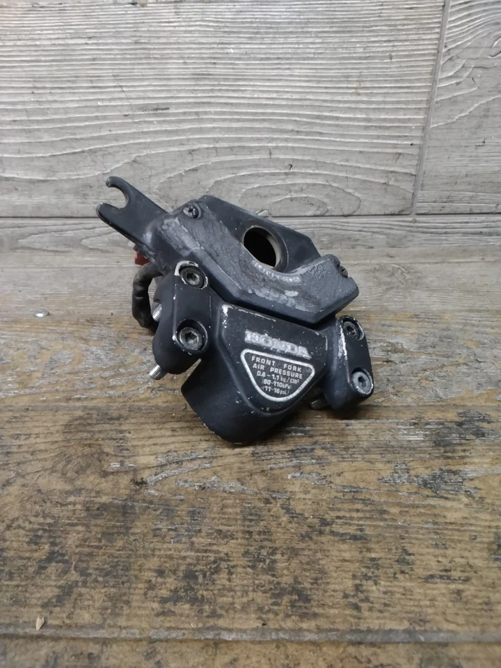 82 80-82 Honda CB900 CB900C 1982 manillar abrazadera caja de fusibles fabricante original BR-690 Foto 1 de 4