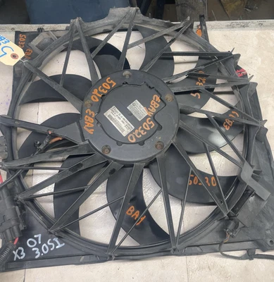 2007-2010 BMW X3 Radiator Electric Cooling Fan Motor Assembly OEM — 第 1/4 张图片