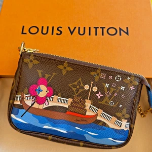 Louis Vuitton Mini Pochette Accessoires Monogram Vivienne Venice M68489 - Bild 1 von 8
