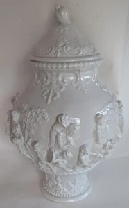 Richard Ginori Bianco White Figural Vase Lid Italian Art Porcelain Rare 16" Tall - Picture 1 of 7