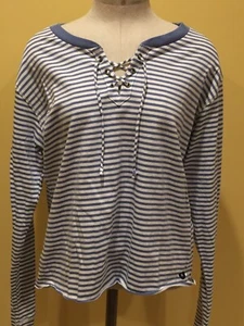 Damen Medium Langarm gestreiftes Shirt mit Krawatten blau weiß gestreift Hollister neu ohne Etikett - Bild 1 von 10