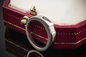 Cartier Tank Ring Solitär 1 Diamant Princess Schliff 750er Weißgold Gr50 Schmuck - Bild 1 von 5